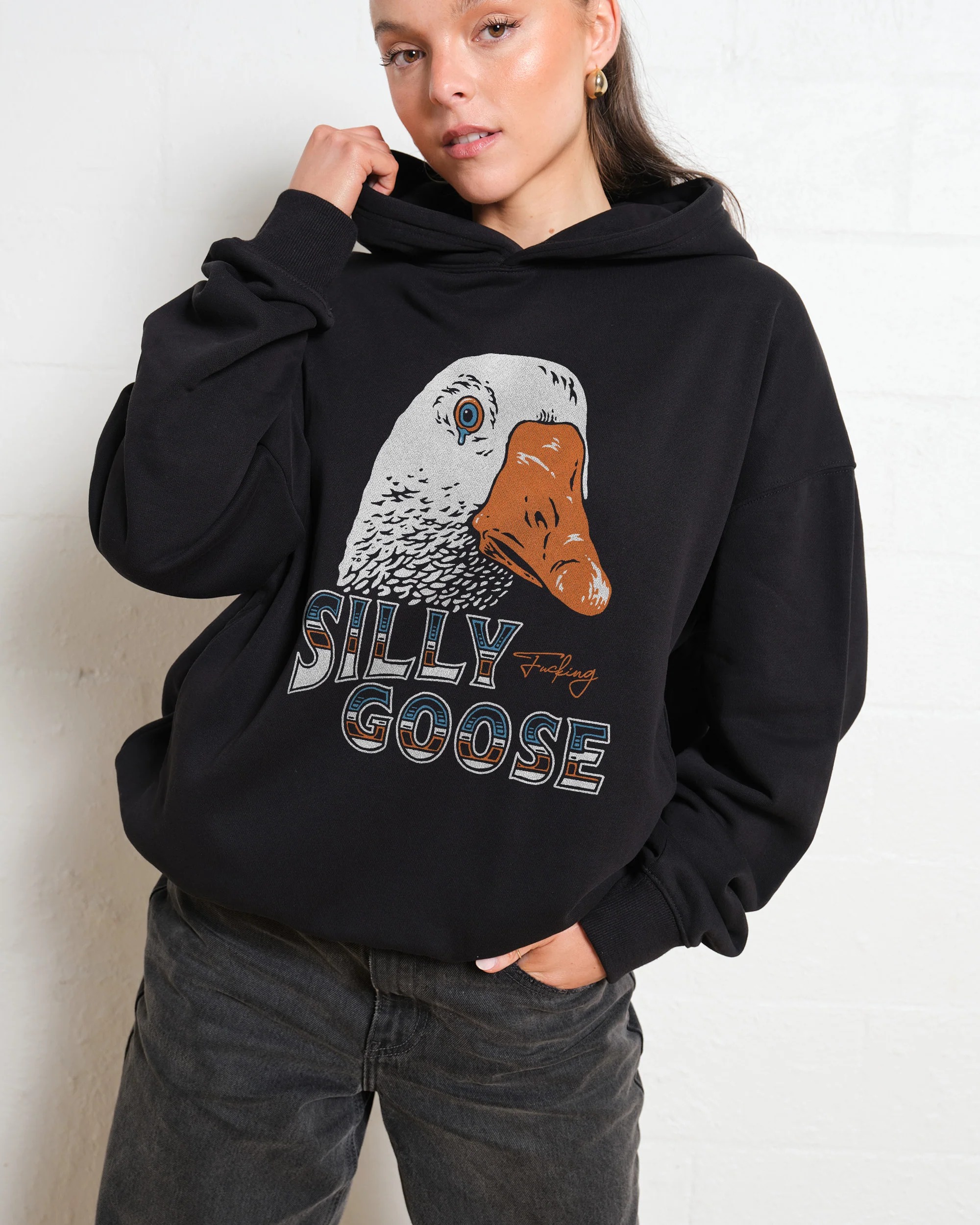 Black-Hoodie-Women-Front_005f70fb-edc9-41c7-92e0-03490e98e14b