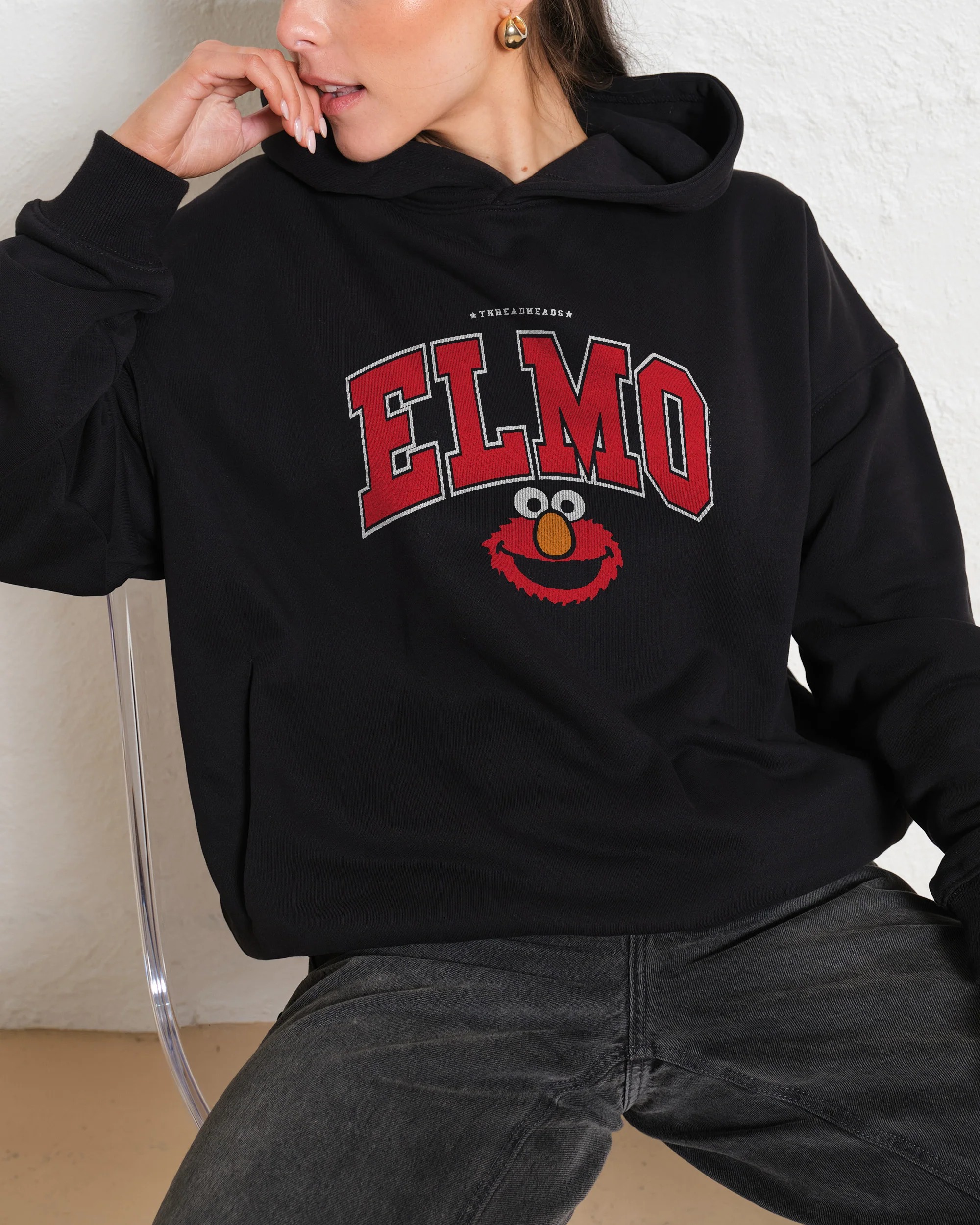 Black-Hoodie-Women-Front_4ee8e525-90d6-4934-96cc-a4f7a27f82a8
