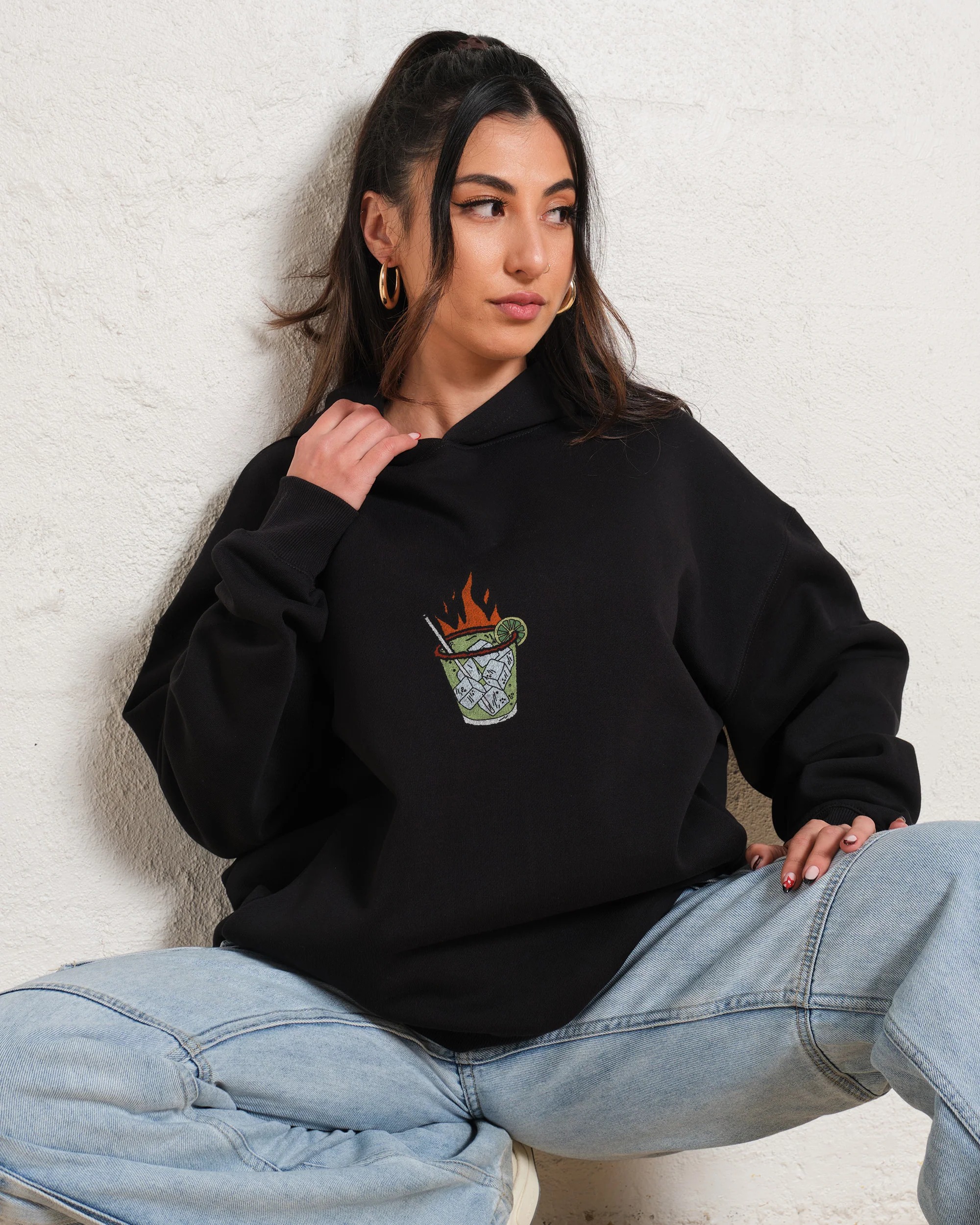 Black-Hoodie-Women-Front_bb72df6a-81b3-421e-9dae-a6a6dfabb9d7
